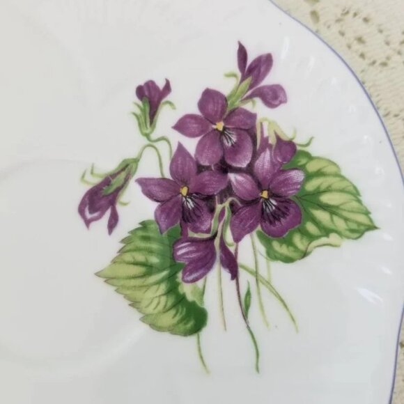 Shelley Violets England Bone China Dainty Shape Cup and Saucer 13821 - Picture 4 of 9
